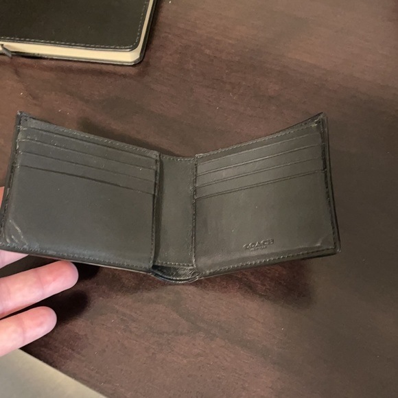 Coach wallet - Picture 4 of 4